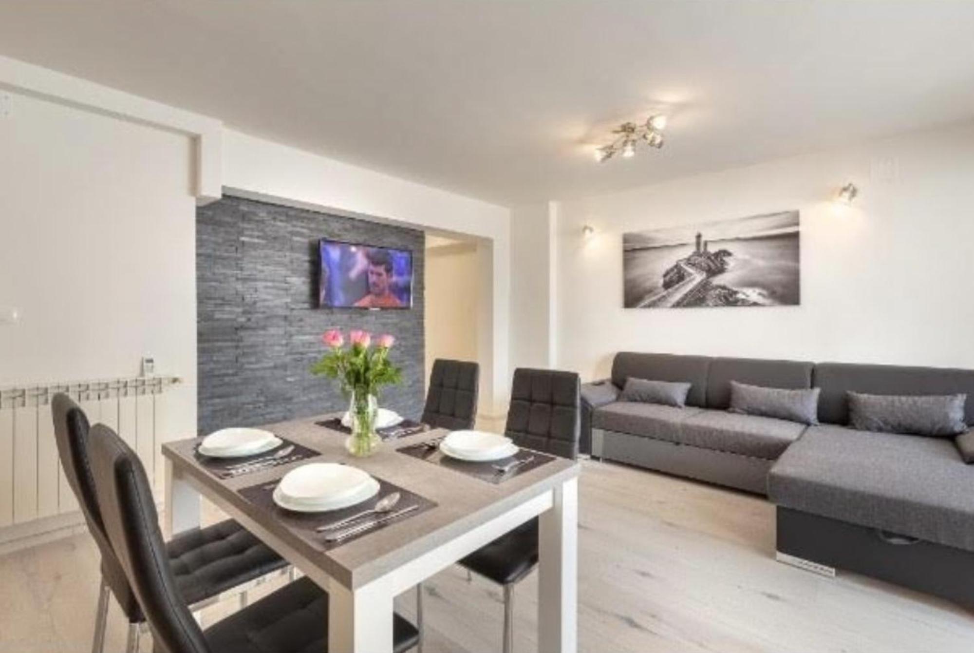 Newly Renovated App Goran Apartment Umag Luaran gambar